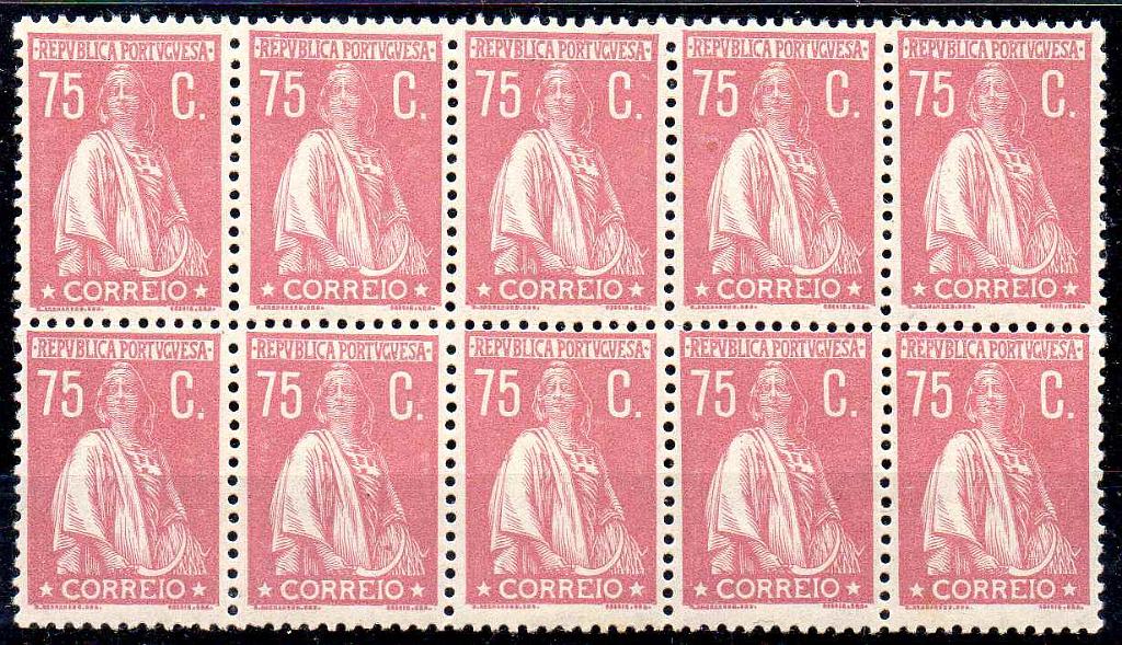 0849.jpg -     Lote:    849            Portugal       Descrição:         1923 &mdash; Ceres. Novas taxas e cores. CE257, 75C, lilás rosa. Bloco horizontal com 10 selos (5x2). Valor de catálogo &euro; 420,00.        ***       Valor Base:     &euro; 60,00     Valor Venda:     &euro;      