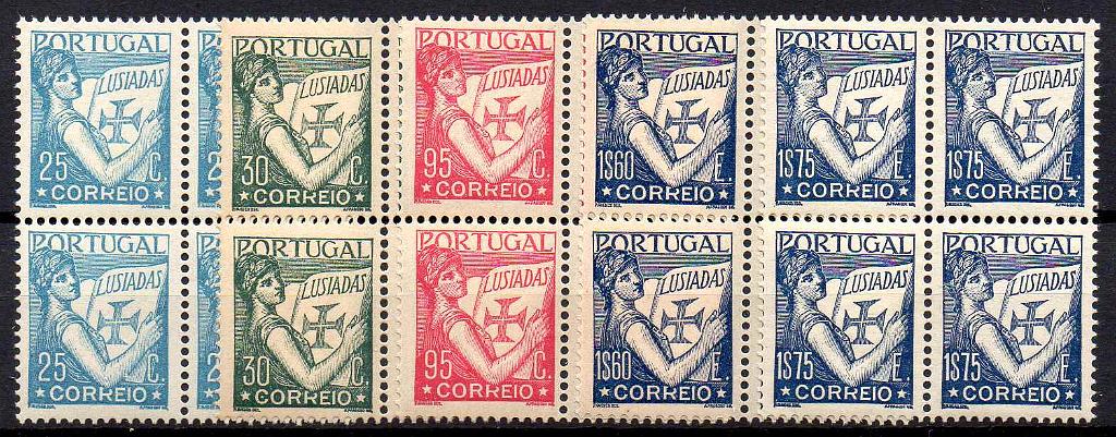 0890.jpg -     Lote:    890            Portugal       Descrição:         1933/38 &mdash; Lusíadas. Novos valores e cores. CE543/547. Série completa em quadras com goma original sem sinal de charneira. Valor de catálogo &euro; 720,00.        ***       Valor Base:     &euro; 70,00     Valor Venda:     &euro;      
