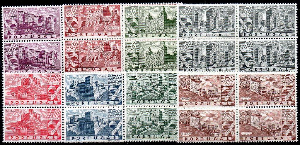 0917.jpg -     Lote:    917            Portugal       Descrição:         1946 &mdash; Castelos de Portugal. CE664/671. Série completa em quadras com goma original sem sinal de charneira. Valor de catálogo &euro; 1.060,00.        ***       Valor Base:     &euro; 100,00     Valor Venda:     &euro;      