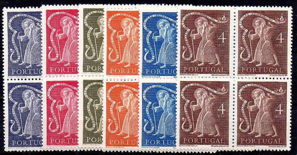 0930.jpg -     Lote:    930            Portugal       Descrição:         1950 &mdash; 4.º Centenário da Morte de S. João de Brito. CE723/728. Série completa em quadras com goma original sem sinal de charneira. Valor de catálogo &euro; 752,00.        ***       Valor Base:     &euro; 75,00     Valor Venda:     &euro;      