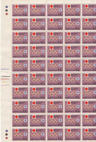 0951.jpg -     Lote:    951            Portugal       Descrição:         1964 &mdash; Jogos Olímpicos * Tóquio'64. CE 939/42. Série completa em folhas de 100 selos. Valor de catálogo &euro; 1.200,00.        ***       Valor Base:     &euro; 50,00     Valor Venda:     &euro;      