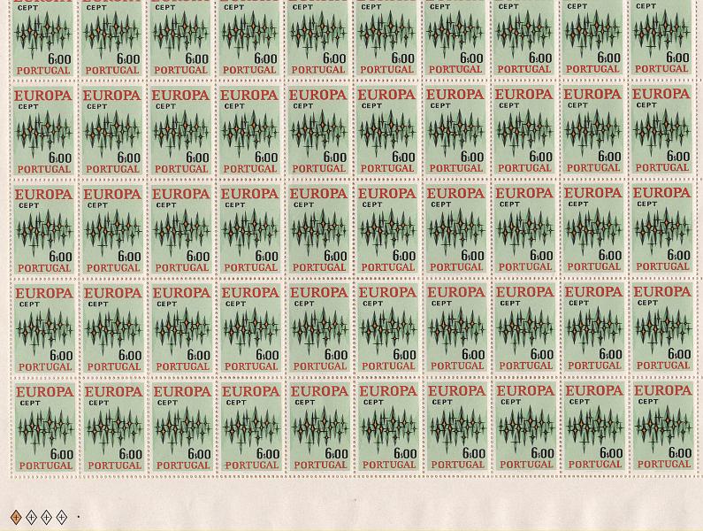 0976.jpg -     Lote:    976            Portugal       Descrição:         1972 &mdash; Europa CEPT. CE 1152/54. Série completa em folhas de 100 selos. Valor de catálogo &euro; 3.000,00.        ***       Valor Base:     &euro; 90,00     Valor Venda:     &euro;      