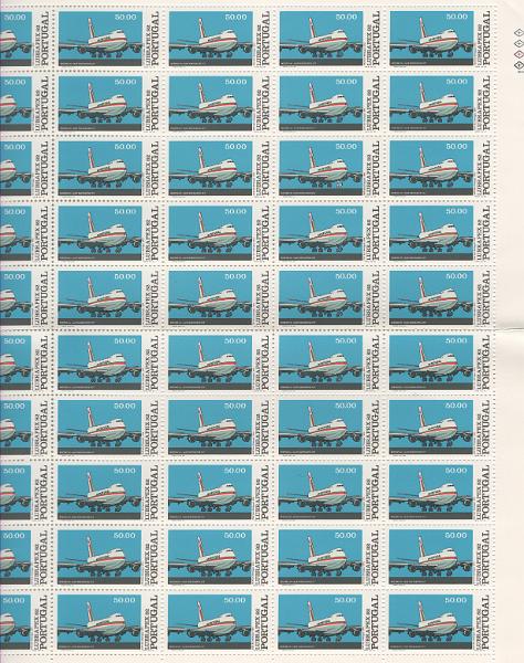 0992.jpg -     Lote:    992            Portugal       Descrição:         1982 &mdash; Lubrapex'82 * Aviação. CE 1588/1591. Série completa em folhas de 50 selos. Valor de catálogo &euro; 580,00.        ***       Valor Base:     &euro; 24,00     Valor Venda:     &euro;      