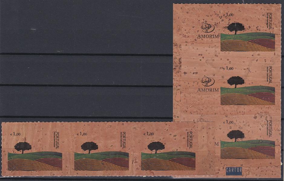 1009.jpg -     Lote:    1009            Portugal       Descrição:         2007 &mdash; Sector Corticeiro. CE3655 / 3655a. Lote com tira de 3 selos CE3655 e tira de 3 selos CE3655a. Valor de catálogo &euro; 249,00.        ***       Valor Base:     &euro; 50,00     Valor Venda:     &euro;      