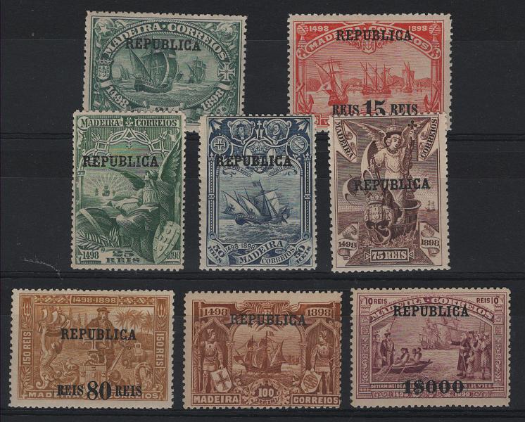 1107.jpg -     Lote:    1107            Açores       Descrição:         1898/1911 &mdash; 4.º Centenário do Descobrimento do Caminho Marítimo para a Índia, com sobrecarga REPUBLICA sobre selos postais da Madeira. CE 198/205. Série completa com goma original sem sinal de charneira. Valor de catálogo &euro; 430,00.        ***       Valor Base:     &euro; 55,00     Valor Venda:     &euro;      