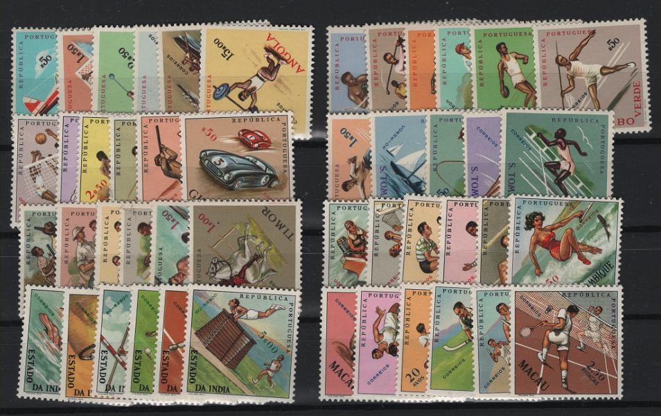 1126.jpg -     Lote:    1126            Ultramar       Descrição:         Ultramar. Emissões comuns. 1962 &mdash; Modalidades desportivas. Séries completas de todas as colónias incluindo a Índia. Valor de catálogo &euro; 129,00.        **       Valor Base:     &euro; 20,00     Valor Venda:     &euro;      