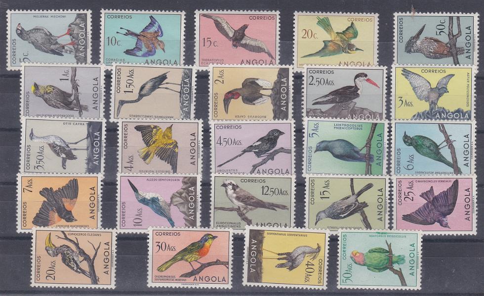 1157.jpg -     Lote:    1157            Angola       Descrição:         1951 &mdash; Aves de Angola. CE326/349. Série completa. Selo de 50 Ags com ligeiro defeito. Valor de catálogo &euro; 660,00.        ***       Valor Base:     &euro; 120,00     Valor Venda:     &euro;      