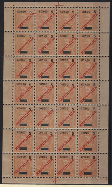 1182.jpg -     Lote:    1182            Congo       Descrição:         1910/11 &mdash; D. Carlos I. Selos de Angola, com sobrecarga CONGO e REPUBLICA. CE56, 5 reis laranja. Folha completa com 28 selos. Alguns defeitos na goma. Valor de catálogo &euro; 128,80.        ***       Valor Base:     &euro; 25,00     Valor Venda:     &euro;      