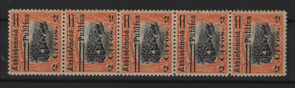 1478.jpg -     Lote:    1478            Companhia de Moçambique       Descrição:         1932 &mdash; Imposto Postal. Motivos locais, com sobretaxa. CE IP1, 2c s/ 3c, laranja e preto. Tira vertical com 5 selos: um sem acentos, com com "ê" em vez de "e", um com "ê" e "ú" em vez de "e" e "u" e outro com "ú" em vez de "u". Valor de catálogo &euro; 74,50.        ***       Valor Base:     &euro; 25,00     Valor Venda:     &euro;      