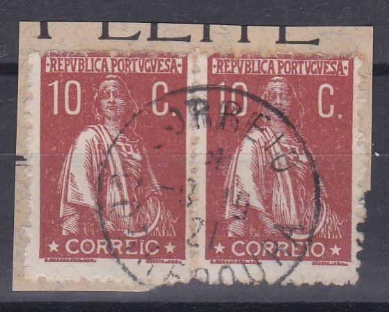 1757.jpg -     Lote:    1757            Portugal        Descrição:         Carimbos tipo francês. 1912 &mdash; Ceres. CE 215, 10C, denteado 12x11 &frac12;. Fragmento com par de selos obliterado com carimbo a preto de CORREDOURA.        FRG       Valor Base:     &euro; 50,00     Valor Venda:     &euro;      