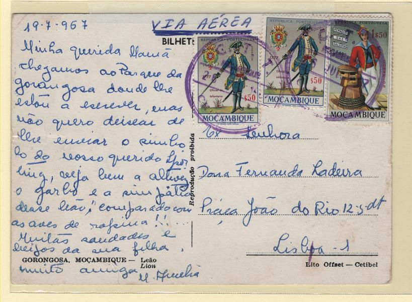 1825.jpg -     Lote:    1825            Moçambique       Descrição:         Carimbos circulares de borracha. Postal ilustrado circulado de Chitengo (26.07.67) para Lisboa com selos CE484 e 2xCE493. Carimbo batido a violeta "C.T.T. / MOÇAMBIQUE / CHITENGO".        PI       Valor Base:     &euro; 12,00     Valor Venda:     &euro;      