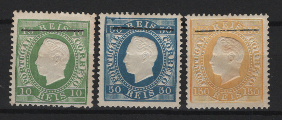 1894.jpg -     Lote:    1894            Portugal        Descrição:         Reimpressões de 1885 * 1879/80 &mdash; D. Luís I. Fita direita. Novas cores. CE 49/51. Série completa com traço a preto de 18mm. Valor de catálogo &euro; 150,00.        R*       Valor Base:     &euro; 30,00     Valor Venda:     &euro;      