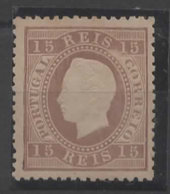 2419.jpg -     Lote:    2419      Lotes pelo Correio      Portugal       Descrição:         1870/76 &mdash; D. Luís I. Fita direita. CE38, 15 reis, denteado 12 &frac12;, cunho I, papel liso. Valor de catálogo &euro; 83,00.        *       Valor Base:     &euro; 24,00     Valor Venda:     &euro;      