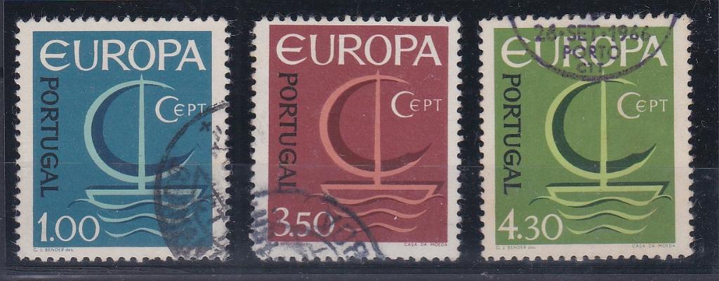 2539.jpg -     Lote:    2539      Lotes pelo Correio      Portugal       Descrição:         1966 &mdash; Europa CEPT. CE983/85. Série completa com 18 dentes na horizontal. Valor de catálogo &euro; 100,00.        O       Valor Base:     &euro; 20,00     Valor Venda:     &euro;      