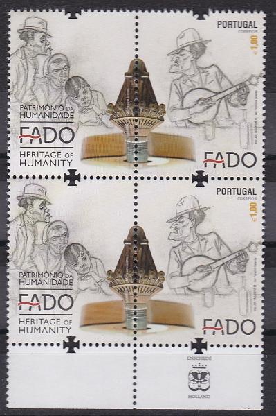 2580.jpg -     Lote:    2580      Lotes pelo Correio      Portugal       Descrição:         2012 &mdash; Fado &mdash; "Património da Humanidade. CE4270A. Par vertical de selos. Valor de catálogo &euro; 8,00.        ***       Valor Base:     &euro; 5,00     Valor Venda:     &euro;      