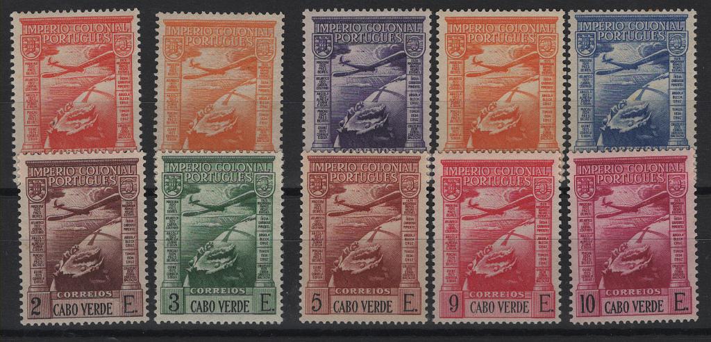 2787.jpg -     Lote:    2787      Lotes pelo Correio      Cabo Verde       Descrição:         1938 &mdash; Correio Aéreo * Império Colonial Português. CE CA 1/9. Série completa. Valor de catálogo &euro; 60,00.        (*)       Valor Base:     &euro; 8,00     Valor Venda:     &euro;      