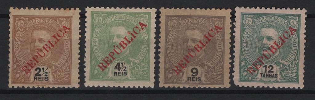 2815.jpg -     Lote:    2815      Lotes pelo Correio      Índia       Descrição:         1914 &mdash; D. Carlos I Mouchon, com sobrecarga REPUBLICA local. CE 274, 275, 276 e 278 (um dente curto). Valor de catálogo &euro; 110,00.        *       Valor Base:     &euro; 15,00     Valor Venda:     &euro;      