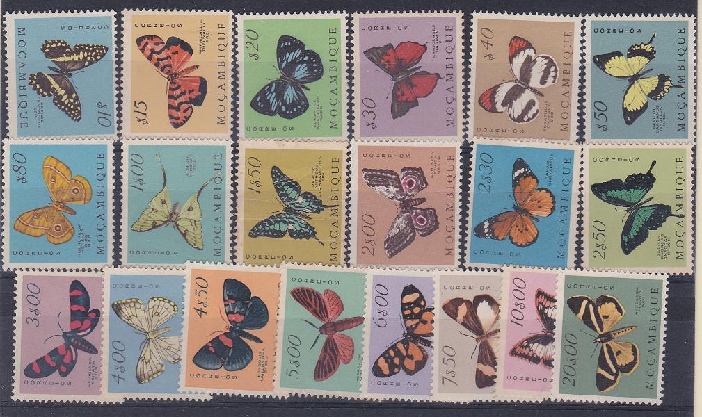 2898.jpg -     Lote:    2898      Lotes pelo Correio      Moçambique       Descrição:         1953 &mdash; Borboletas de Moçambique. CE 388/407. Série completa com selos sem goma.        (*)       Valor Base:     &euro; 5,00     Valor Venda:     &euro;      