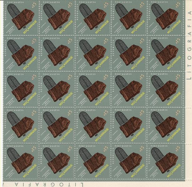 2908.jpg -     Lote:    2908      Lotes pelo Correio      Moçambique       Descrição:         1971 &mdash; Mineralogia, Geologia, e Paleontologia de Moçambique. CE 518/526. Série completa em &frac12; folhas com 50 selos. Valor de catálogo &euro; 450,00.        ***       Valor Base:     &euro; 20,00     Valor Venda:     &euro;      