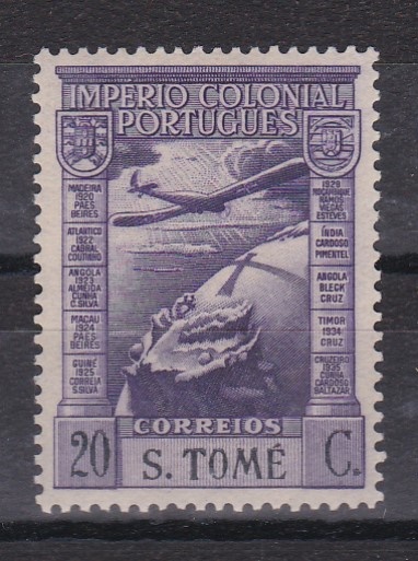 2939.jpg -     Lote:    2939      Lotes pelo Correio      S. Tomé e Príncipe       Descrição:         1939 &mdash; Correio Aéreo. Império Colonial Português. Legenda "S. TOMÉ". CE CA2 20C sem sinal de charneira. Valor de catálogo &euro; 125,00.        ***       Valor Base:     &euro; 20,00     Valor Venda:     &euro;      