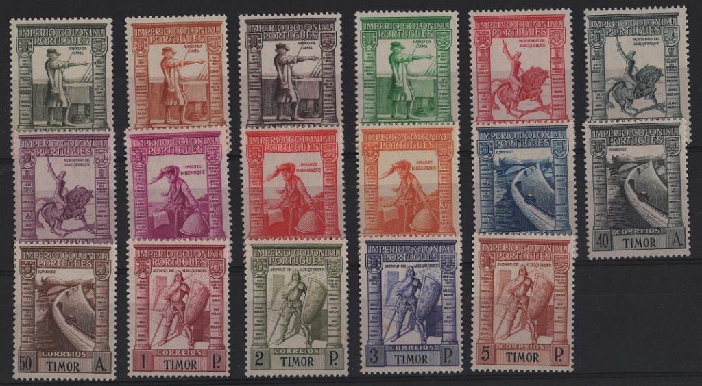 2949.jpg -     Lote:    2949      Lotes pelo Correio      Timor       Descrição:         1938 &mdash; Império Colonial Português. CE227/243. Série completa. Selo de 3P com dois pontos de óxido. Valor de catálogo &euro; 190,00.        **       Valor Base:     &euro; 25,00     Valor Venda:     &euro;      