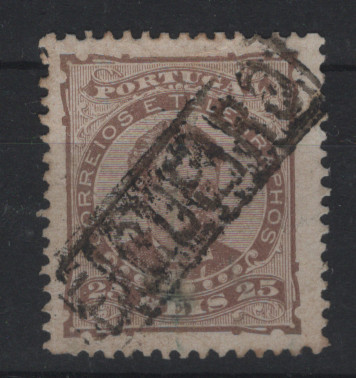 3030.jpg -     Lote:    3030      Lotes pelo Correio      Portugal       Descrição:         Carimbos nominativos. 1882 &mdash; D. Luís I, de frente. CE57, 25 reis, porcelana, denteado 12 &frac12; com carimbo a preto de FIGUEIRÓ. Selo com vinco.        O       Valor Base:     &euro; 5,00     Valor Venda:     &euro;      