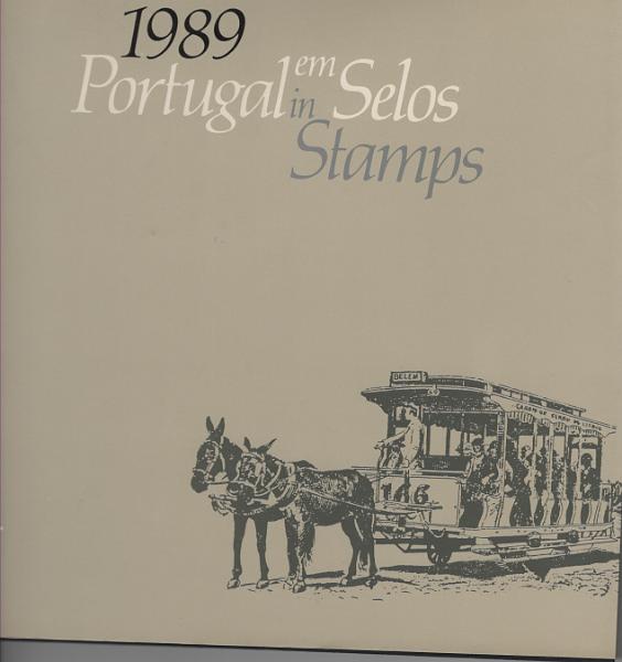 3098.jpg -     Lote:    3098      Lotes pelo Correio             Descrição:         1989 &mdash; Livros anuais dos CTT. Portugal em selos 1989. Valor de catálogo &euro; 136,00.        Livro       Valor Base:     &euro; 12,00     Valor Venda:     &euro;      
