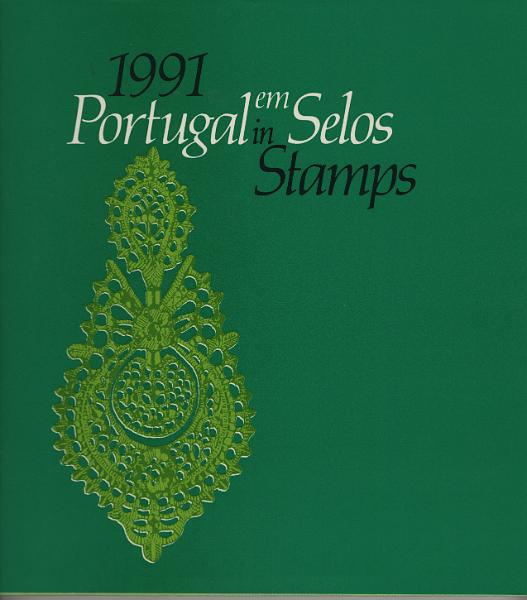 3104.jpg -     Lote:    3104      Lotes pelo Correio             Descrição:         1991 &mdash; Livros CTT anuais. Portugal em Selos 1991, completo. Valor de catálogo &euro; 142,00.        Livro       Valor Base:     &euro; 15,00     Valor Venda:     &euro;      