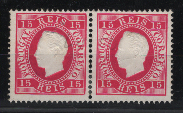 0296.jpg -     Lote:    296            Portugal       Descrição:         1870/76 &mdash; D. Luís I. Fita direita. MF38, 15 reis. Par horizontal de provas em vermelho, denteadas, papel porcelana, denteado 13 &frac12;. B e R.         PRV       Valor Base:     &euro; 15,00     Valor Venda:     &euro;      