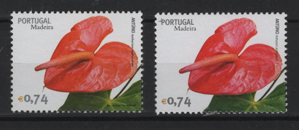 0519.jpg -     Lote:    519            Portugal        Descrição:         2006 &mdash; Flores da Madeira. MF3374, &euro; 0,74. O selo tem o ano 2006, assim como a legenda do designer, com uma letra muito mais pequena que no selo normal. A legenda ocupa apenas 8mm em vez dos 12mm do selo normal. Variedade não catalogada. Acompanha um selo da emissão catalogada         ***       Valor Base:     &euro; 40,00     Valor Venda:     &euro;      