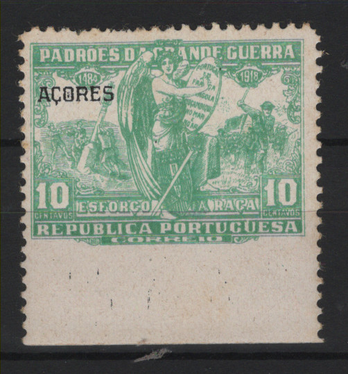 0534.jpg -     Lote:    534            Açores       Descrição:         1925 &mdash; Imposto Postal. Padrões da Grande Guerra. Selos do Continente com sobrecarga AÇORES. MF IP10, 10c verde. Selo não denteado no bordo inferior.         ***       Valor Base:     &euro; 8,00     Valor Venda:     &euro;      