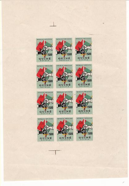 0549.jpg -     Lote:    549            Guiné       Descrição:         1968 &mdash; Imposto Postal. Defesa. MF IP30, 1$00. Folha completa com selos não denteados, com goma original e alguns pequenos pontos de óxido. Lote a ver.         ***       Valor Base:     &euro; 20,00     Valor Venda:     &euro;      