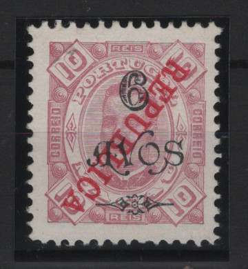 0567.jpg -     Lote:    567            Macau       Descrição:         1913 &mdash; D. Carlos I, tipo Diogo Neto, com sobrecarga REPUBLICA tipografada localmente. MF172b, 6 avos s/ 10 reis. Selo com ligeira transparência. Selo com a sobrecarga INVERTIDA. Valor de catálogo &euro; 90,00.         O       Valor Base:     &euro; 15,00     Valor Venda:     &euro;      