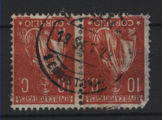 1671.jpg -     Lote:    1671            Portugal       Descrição:         Carimbos circulares datados, tipo 1880. 1912 &mdash; Ceres. MF215, 10 c, denteado 12X 11 &frac12;. Par de selos, obliterado com carimbo batido a preto de: S. CHRISTOVÃO".         O       Valor Base:     &euro; 8,00     Valor Venda:     &euro;      