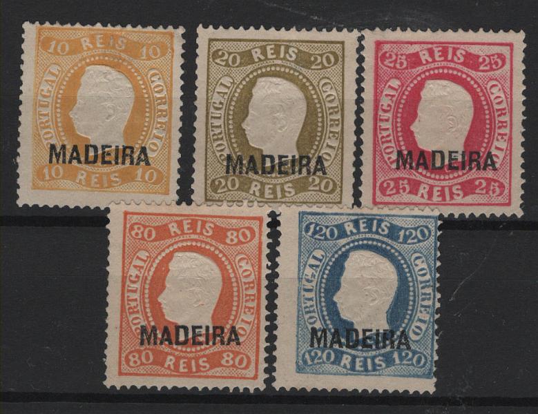 1772.jpg -     Lote:    1772                   Descrição:         Reimpressões de 1905. 1868/70 &mdash; D. Luís I. Fita curva, denteados. Lote com 5 reimpressões de 10, 20, 25, 80 e 110 reis. Valor de catálogo &euro; 250,00.         R*       Valor Base:     &euro; 20,00     Valor Venda:     &euro;      