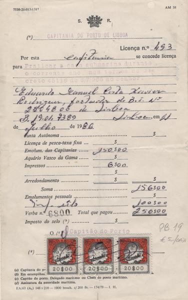 0205.jpg -     Lote:    205            Fiscais       Descrição:         Fiscais. Portugal. 1940 &mdash; Socorros a Náufragos. Licença de prática de pesca submarina emitida em 11.07.86 com tira de 3 estampilhas de 20$00, PB19.         DOC       Valor Base:     &euro; 10,00     Valor Venda:     &euro;      