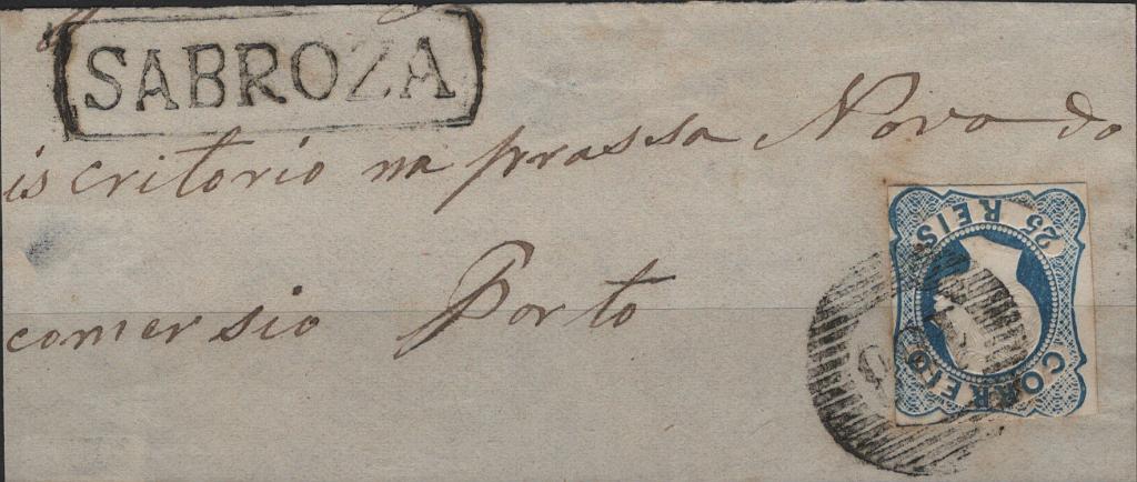 0444.jpg -     Lote:    444                   Descrição:         1856/58 &mdash; D. Pedro V. Cabelos anelados. Mf12, 25 reis azul, tipo II, com margens curtas em fragmento de carta remetida de Sabrosa para o Porto, obliterado com carimbo numérico da 1.ª reforma "188 &mdash; SABROSA" tipo 5.10.5 + nominativo a preto "SABROZA".         FRG       Valor Base:     &euro; 15,00     Valor Venda:     &euro;      
