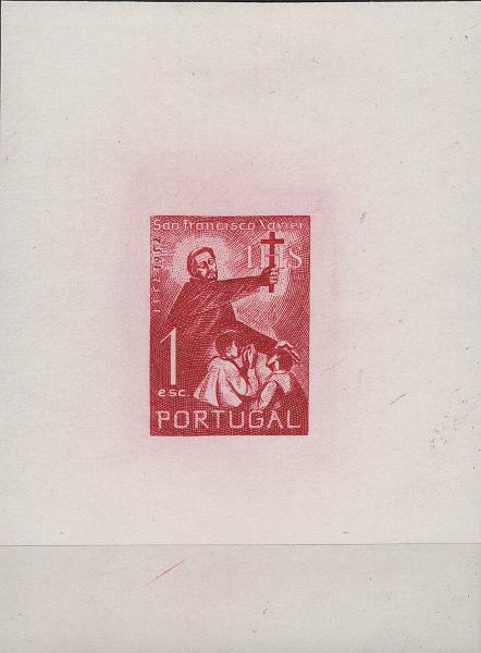 0673.jpg -     Lote:    673            Portugal       Descrição:         1952 &mdash; 4.º Centenário da Morte de S. Francisco Xavier. Prova de luxo e de cunho, da taxa de 1E, em bloco medindo 68x96mm, não denteada, em lilás-vermelho, gravada a talhe doce, sobre papel esmalte. MB e R.         PRV       Valor Base:     &euro; 25,00     Valor Venda:     &euro;      