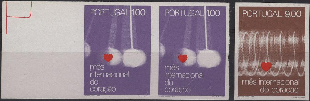 0684.jpg -     Lote:    684            Portugal       Descrição:         1973 &mdash; Mês Internacional do Coração. Lote composto por par de provas de 1$00 em violeta e vermelho e prova isolada de 9$00 em castanho e vermelho, não denteadas, papel esmalte.         PRV       Valor Base:     &euro; 30,00     Valor Venda:     &euro;      