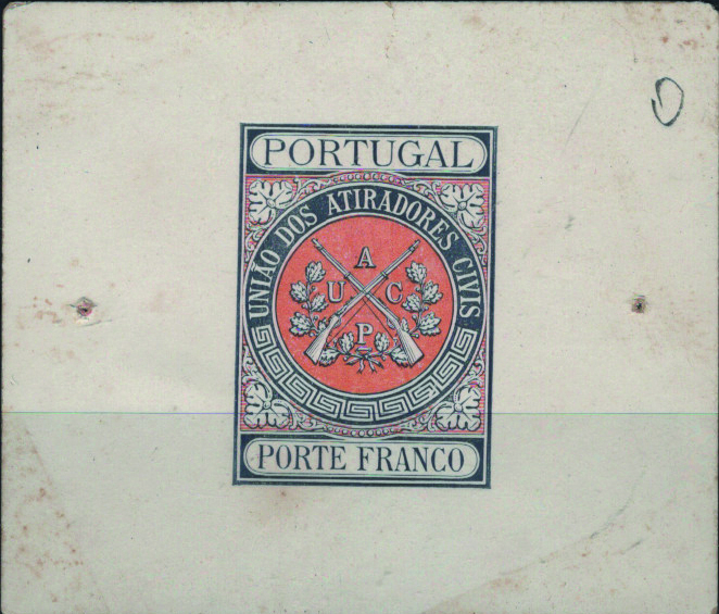0691.jpg -     Lote:    691            Portugal       Descrição:         1899/1910 &mdash; Porte Franco * União dos Atiradores Civis Portugueses. Armas cruzadas. Prova de cor em ardósia e laranja, sobre cartão calandrado, não denteado. Cores não aprovadas. OM1. MB e R.         PRV       Valor Base:     &euro; 55,00     Valor Venda:     &euro;      