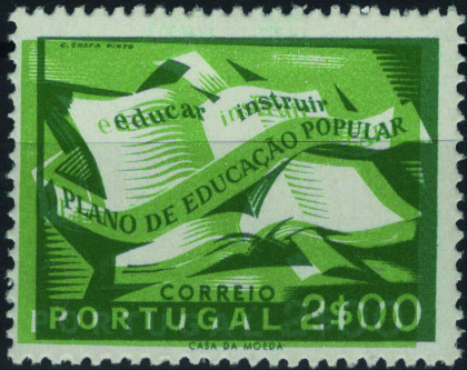 0774.jpg -     Lote:    774            Portugal       Descrição:         1954 &mdash; Campanha de Educação Popular. Mf796, 2$00 verde e verde claro. Exemplar com goma original e charneira com DESLOCAÇÃO acentuada da cor verde claro. B e R. Não catalogado.         **       Valor Base:     &euro; 15,00     Valor Venda:     &euro;      
