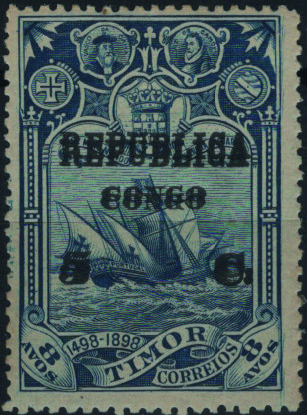0799.jpg -     Lote:    799            Congo       Descrição:         1913 &mdash; 4.º Centenário da Descoberta do Caminho Marítimo para a Índia, sobrecarga e sobretaxa sobre selos de Timor. Mf95a, 5c s/ 8 avos azul escuro. Exemplar com goma original e charneira, sem defeitos nem reparações e com DUPLA SOBRETAXA. Valor de catálogo &euro; 70.00.         **       Valor Base:     &euro; 25,00     Valor Venda:     &euro;      