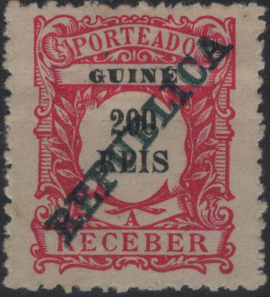 0824.jpg -     Lote:    824            Guiné       Descrição:         1911 &mdash; Porteado. Emissão regular, com sobrecarga REPUBLICA da Casa da Moeda. MF POR19, 200 reis carmim. Exemplar novo sem goma como emitido, com DUPLA sobrecarga. Certificado de peritagem de Leilões P. Dias, Lda.         *       Valor Base:     &euro; 20,00     Valor Venda:     &euro;      