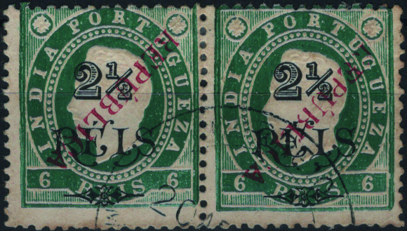 0837.jpg -     Lote:    837            Índia       Descrição:         1914 &mdash; D. Luís I. Fita direita. Selos de 1902 com sobrecarga REPUBLICA local. MF282, 2 &frac12; s/ 6 reis, verde. Par horizontal com a sobrecarga INVERTIDA. Vestígios de óxido no verso.         O       Valor Base:     &euro; 12,00     Valor Venda:     &euro;      