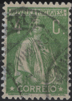 0973.jpg -     Lote:    973            Portugal        Descrição:         1917/20 &mdash; Ceres. Novas taxas e cores. MF226e, 4c verde amarelo, denteado 12x11 &frac12;. Exemplar com variedade "4 GROSSO". Valor de catálogo &euro; 250,00.         O       Valor Base:     &euro; 30,00     Valor Venda:     &euro;      