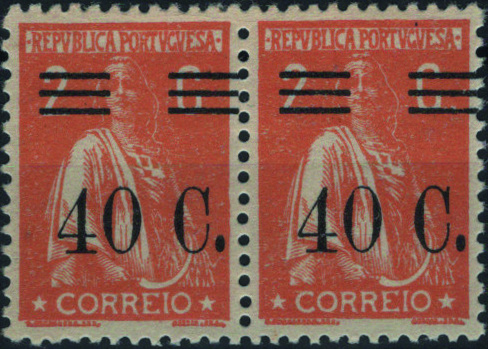 1002.jpg -     Lote:    1002            Portugal        Descrição:         1928/29 &mdash; Ceres, com sobretaxa. MF466f, 40C s/ 2C laranja, denteado 12x11 &frac12;, papel CARTOLINA. Par horizontal com goma original, sem charneira, boa cor, sem defeitos ou reparações. Valor de catálogo &euro; 1.300,00.         ***       Valor Base:     &euro; 125,00     Valor Venda:     &euro;      
