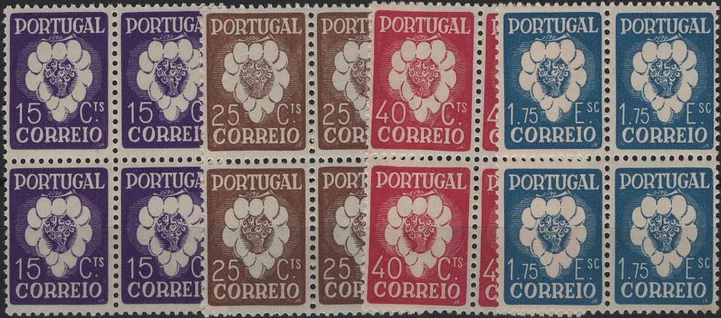 1017.jpg -     Lote:    1017            Portugal        Descrição:         1938 &mdash; 5.º Congresso Internacional da Vinha e do Vinho. Mf 579/582. Série completa em QUADRAS com goma original sem charneira, sem defeitos nem reparações. Valor de catálogo &euro; 520,00.         ***       Valor Base:     &euro; 50,00     Valor Venda:     &euro;      