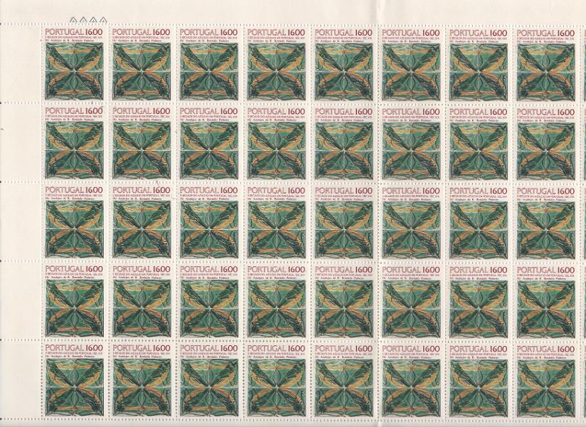 1048.jpg -     Lote:    1048            Portugal        Descrição:         Portugal &mdash; 1984 &mdash; Mf 1641/1682. Ano incompleto em séries de 50 selos cada, faltando séries Mf 11641/1644, 1655 e 1672/1675. Valor de catálogo &euro; 4.505.00.         ***       Valor Base:     &euro; 90,00     Valor Venda:     &euro;      