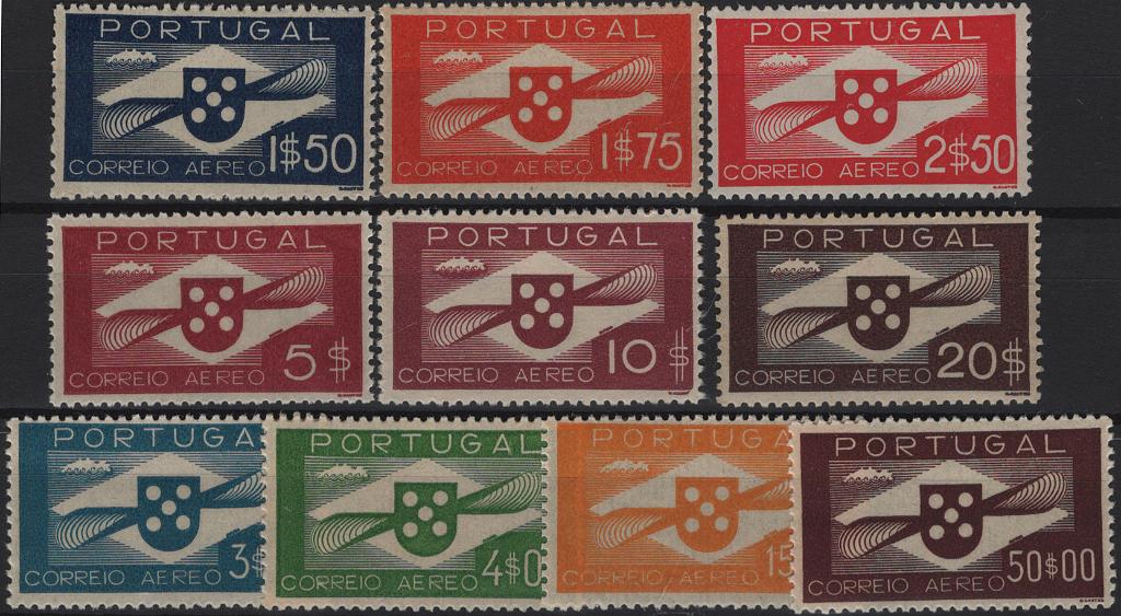 1068.jpg -     Lote:    1068            Portugal        Descrição:         1936/41 &mdash; Correio aéreo * Hélice. MF CA 1/10. Série completa com goma original sem charneira, sem defeitos nem reparações. Valor de catálogo &euro; 780.00.         ***       Valor Base:     &euro; 90,00     Valor Venda:     &euro;      