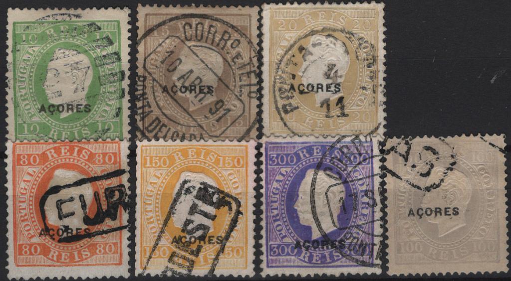 1099.jpg -     Lote:    1099            Açores       Descrição:         1882/84 &mdash; D. Luís I, fita direita. Selos do Continente com sobrecarga AÇORES tipo D. Lote composto por série completa em papel porcelana, denteado 13 &frac12; (Mf 37. 38, 39, 41, 44 e 45) e selo de 100 reis em papel liso, denteado 13 &frac12;, Mf42. Exemplares usados sem defeitos nem reparações. Valor de catálogo &euro; 800,00.         O       Valor Base:     &euro; 75,00     Valor Venda:     &euro;      